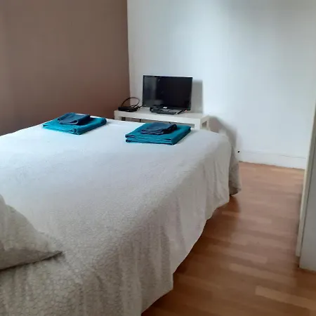 Apartment Cosy Entier 2 Pieces A Paris. Paris
