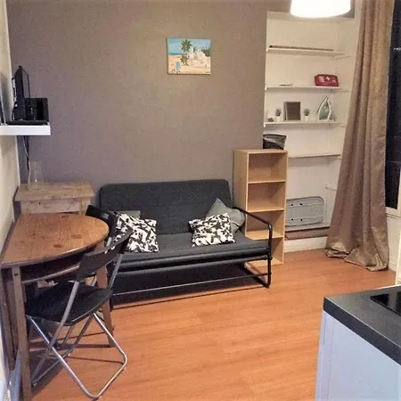 Apartment Cosy Entier 2 Pieces A Paris. *